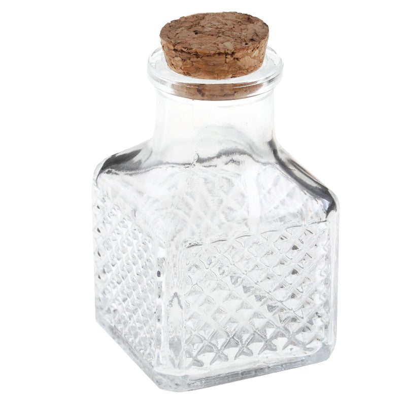 Firkantet pynteglas med riller, 5,5x6 cm.