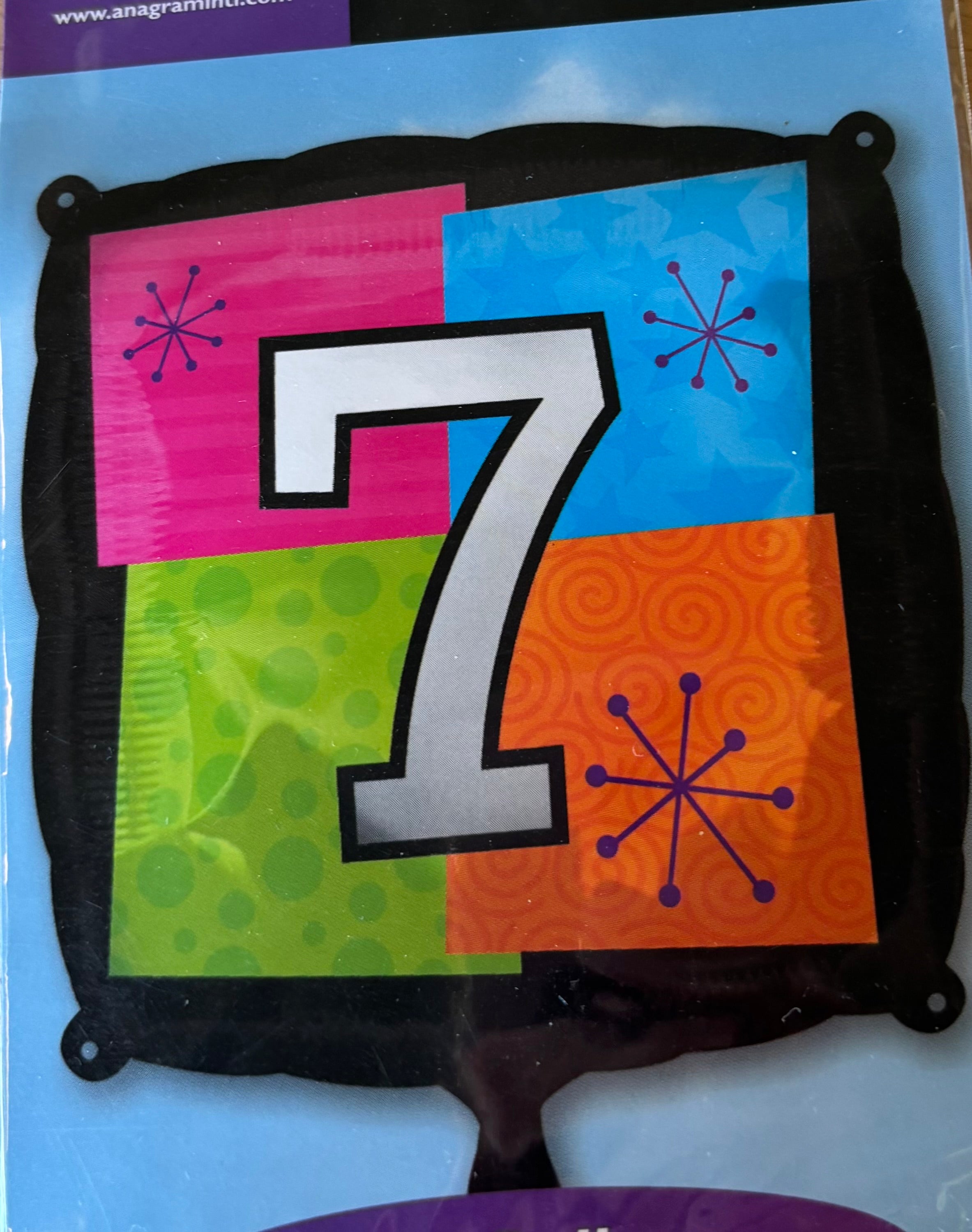 Firkantet folieballon, 7 - tal, 45 cm.