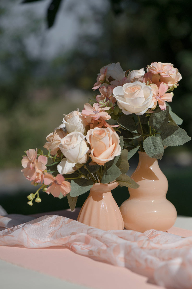 Kunstig buket, fersken, 23 x 31 cm.