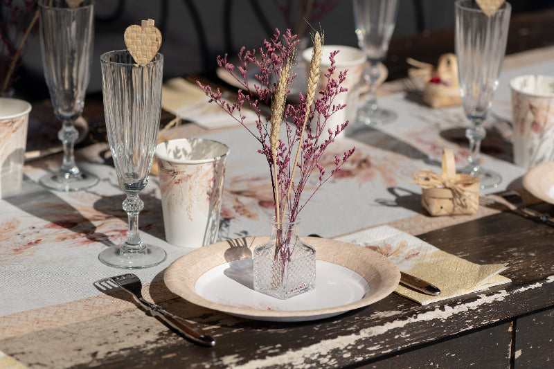 Firkantet pynteglas med riller, 5,5x6 cm.