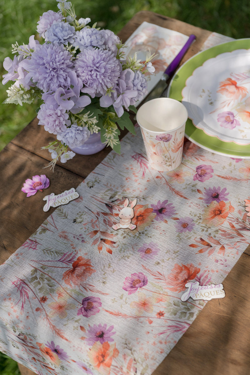 Blomstret bordløber, 27 cm x 3 m.