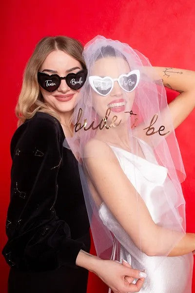 Hvide "bride to be" solbriller, 1 stk.