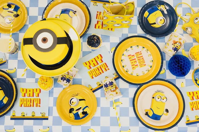 Minions paptallerken mix, 18 cm, 6 stk.