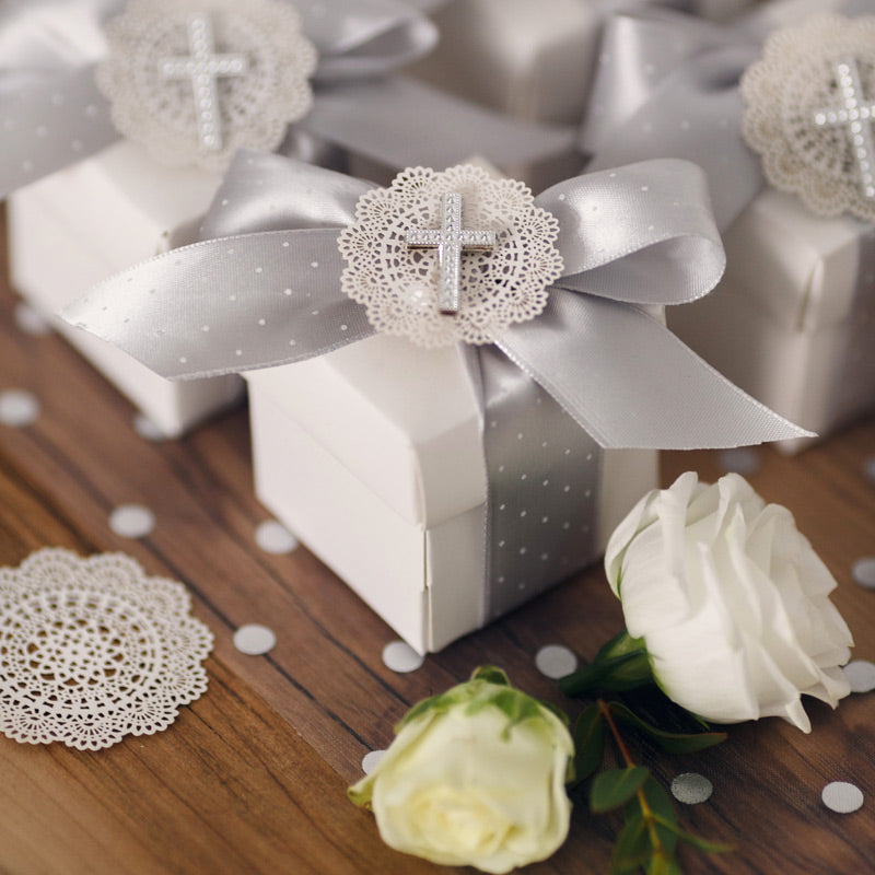 Konfetti Sølv Kors på æske