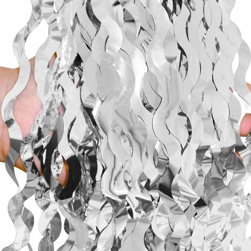 Dørgardin med sølvspiraler