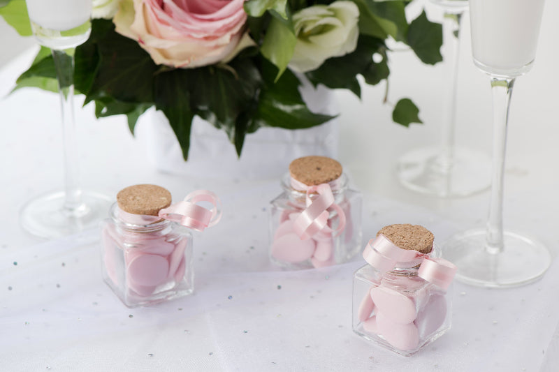 Firkantet pynteglas, 5,5x6 cm.