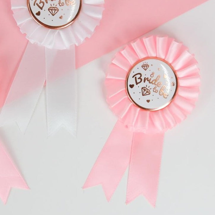 Bride to be rosette, lys pink