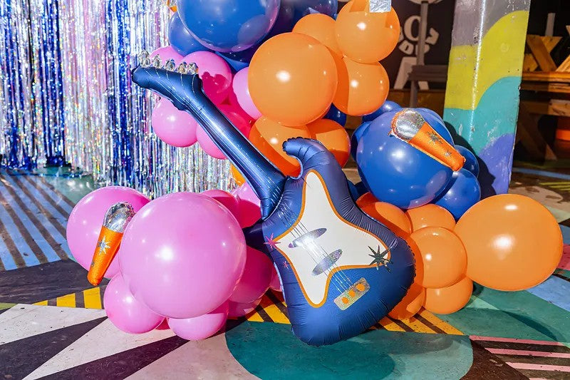 Guitar folieballon, 41x105 cm.