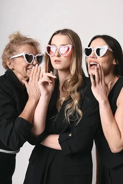 Hvide hjertebriller med perler