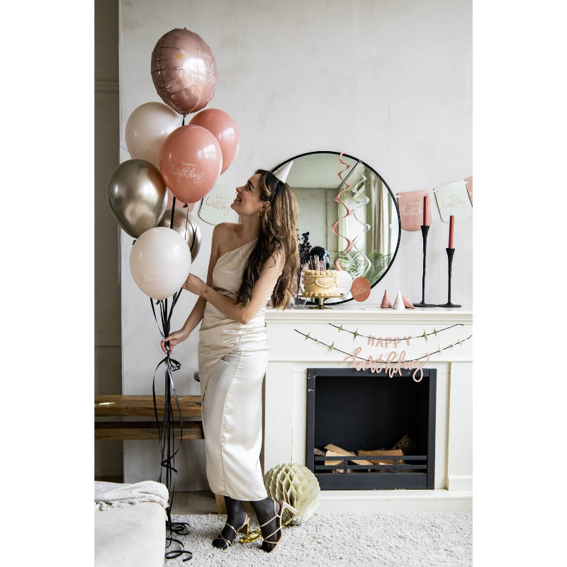 Lyserød "Happy birthday" guirlande, 150 cm.