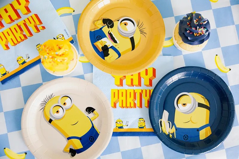 Minions paptallerken mix, 18 cm, 6 stk.