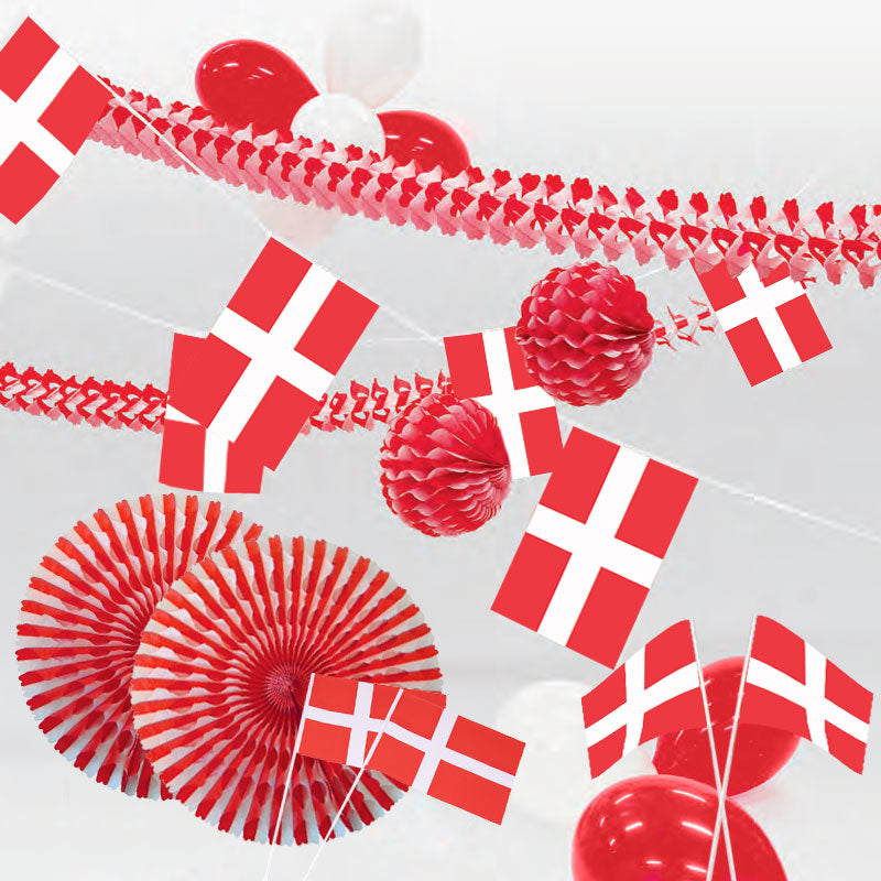 Dansk party kasse med dekoration i rød og hvid